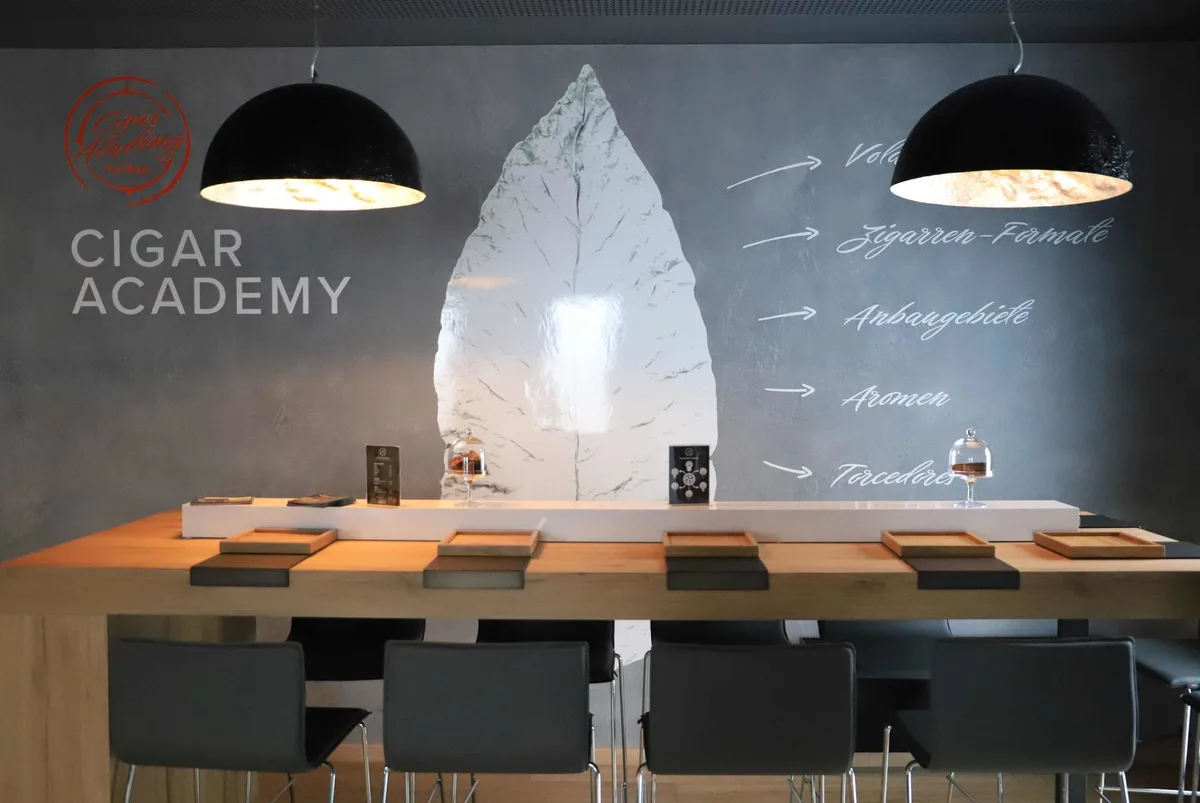 Community Table der Cigar Academy